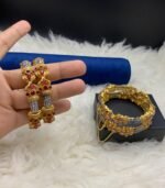 Fine Quality Openable Kara with Real Stones - Image 5