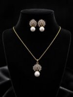 Fine Quality Real Stones Locket Set